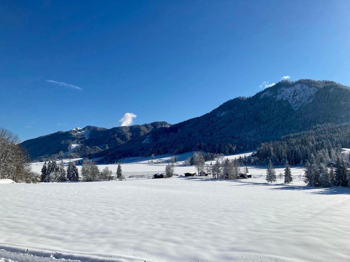 Seehotel & Seeapartments Kaerntnerhof- Direkt Am See! Weissensee Bagian luar foto