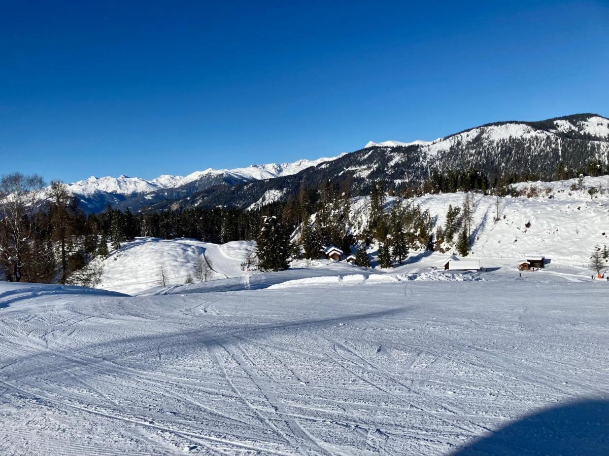 Seehotel & Seeapartments Kaerntnerhof- Direkt Am See! Weissensee Bagian luar foto