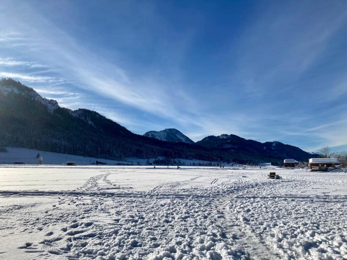 Seehotel & Seeapartments Kaerntnerhof- Direkt Am See! Weissensee Bagian luar foto