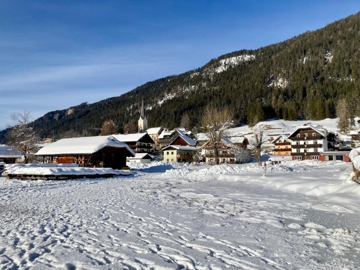 Seehotel & Seeapartments Kaerntnerhof- Direkt Am See! Weissensee Bagian luar foto