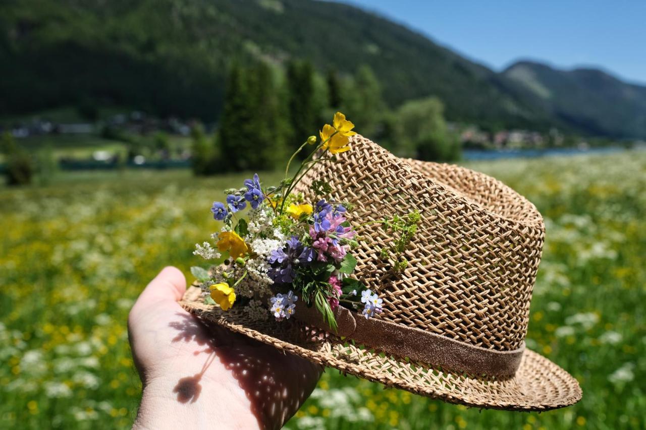 Seehotel & Seeapartments Kaerntnerhof- Direkt Am See! Weissensee Bagian luar foto