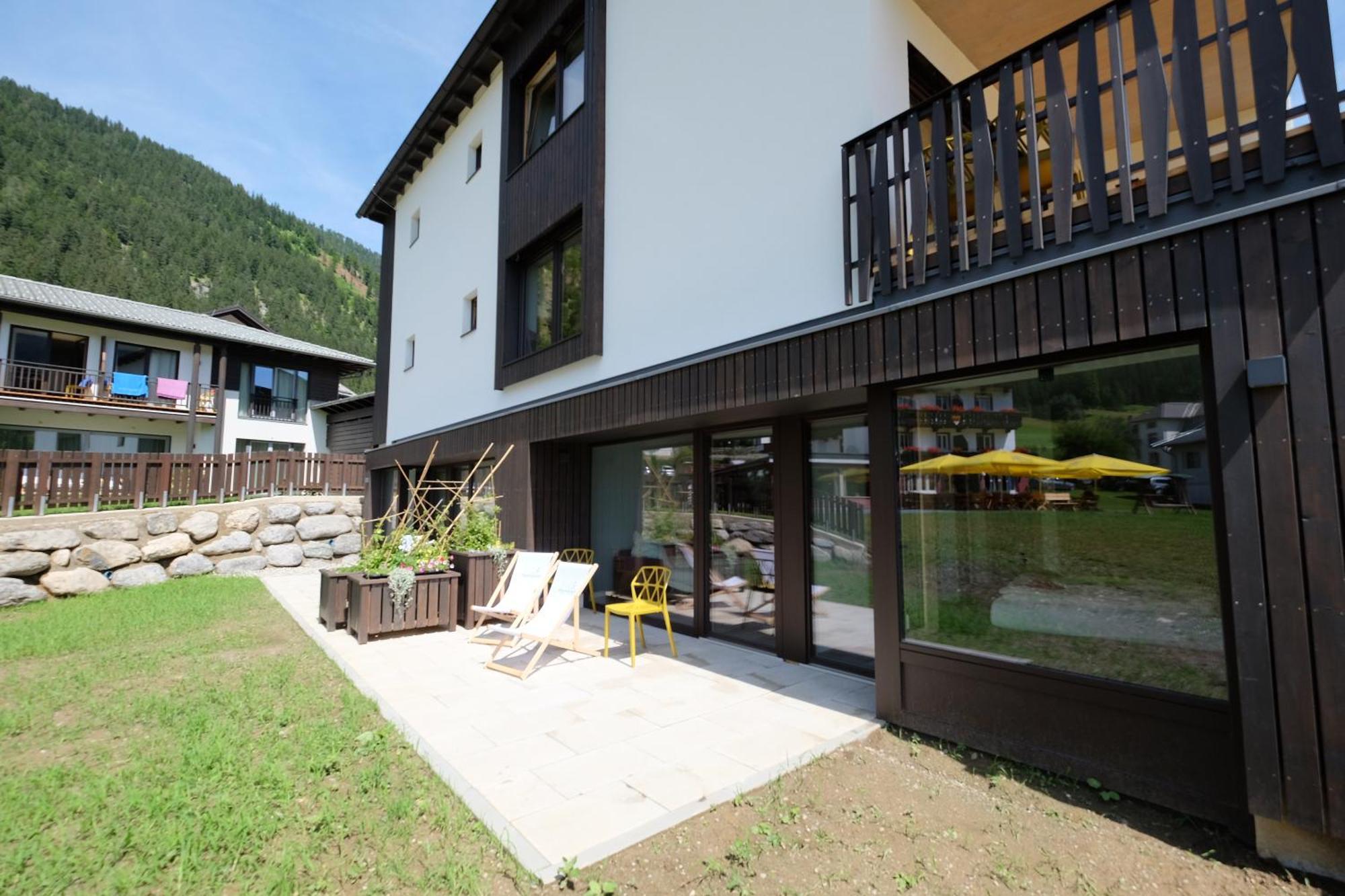 Seehotel & Seeapartments Kaerntnerhof- Direkt Am See! Weissensee Bagian luar foto