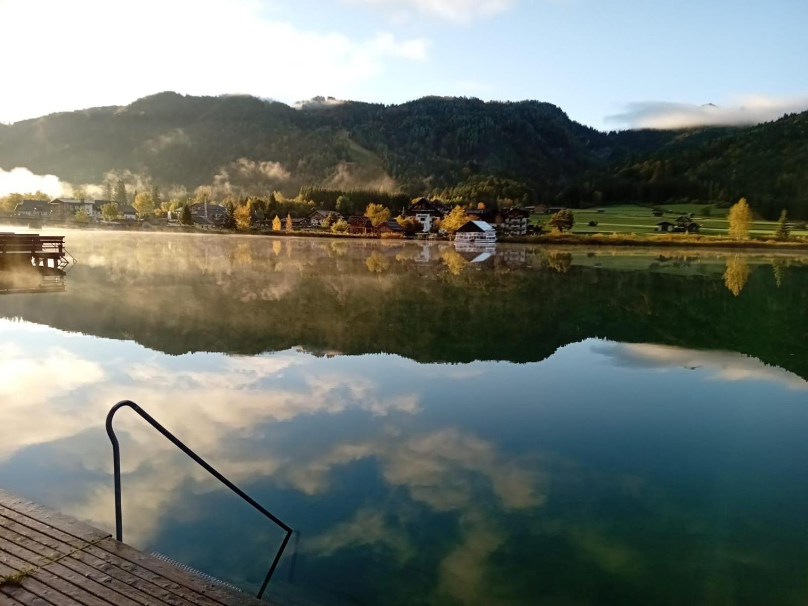 Seehotel & Seeapartments Kaerntnerhof- Direkt Am See! Weissensee Bagian luar foto