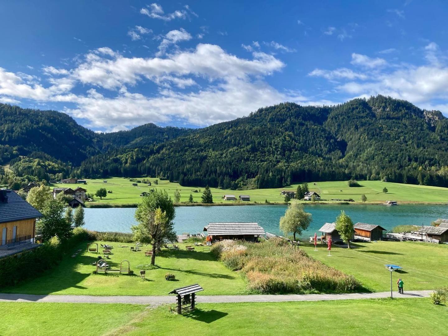 Seehotel & Seeapartments Kaerntnerhof- Direkt Am See! Weissensee Bagian luar foto